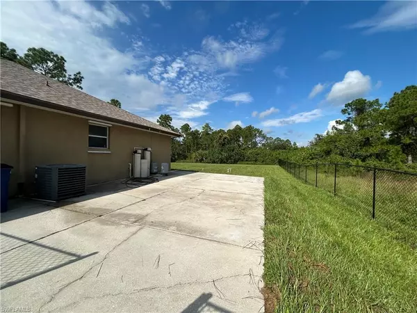 Lehigh Acres, FL 33972,1123 Oak AVE