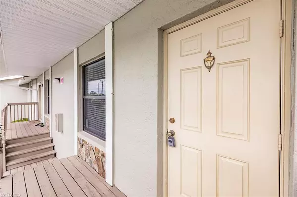 Cape Coral, FL 33914,829 SW 47th TER #204