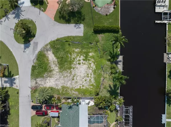 Cape Coral, FL 33904,846 Montclaire CT