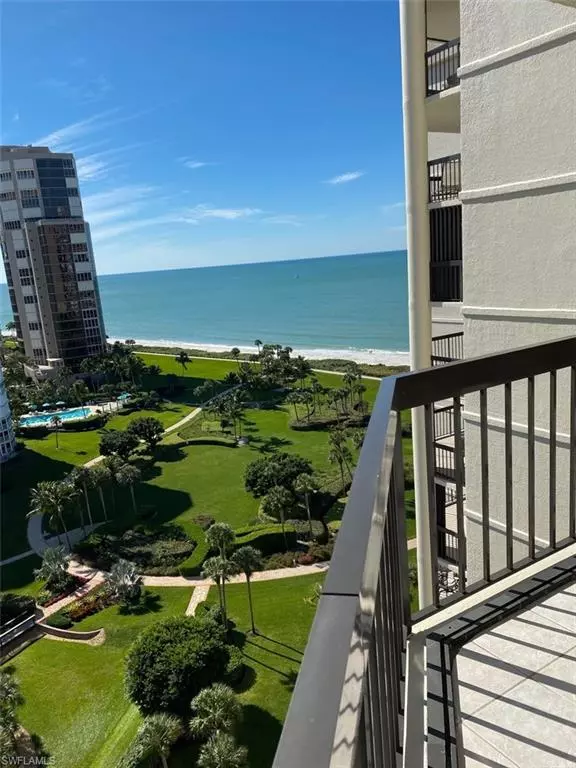 Naples, FL 34103,4551 Gulf Shore BLVD N #1606