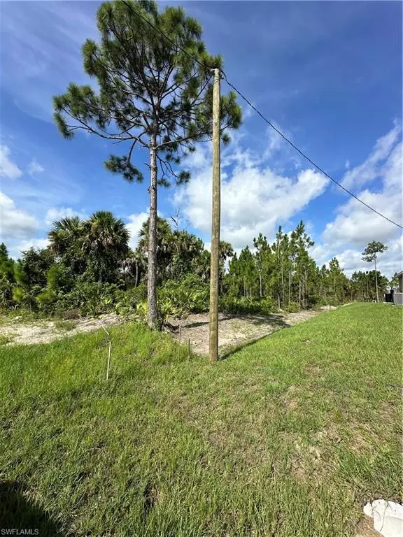 Lehigh Acres, FL 33972,713 Desoto AVE