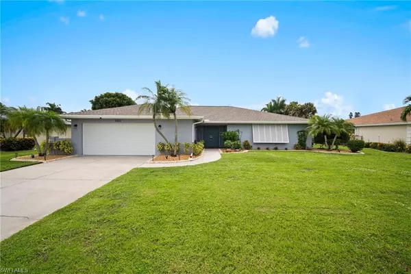 Fort Myers, FL 33919,5333 Chippendale CIR E