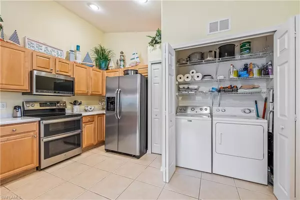 Fort Myers, FL 33913,9661 Hemingway LN #3209