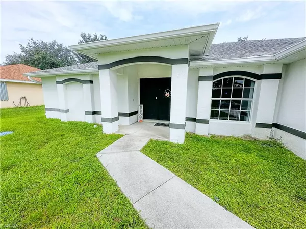 1836 Jovita AVE, Lehigh Acres, FL 33972