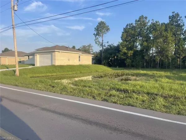 Lehigh Acres, FL 33976,4309 8th ST SW