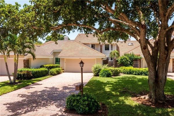 6658 Trident WAY #J4, Naples, FL 34108