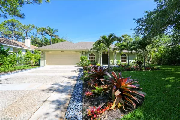 Naples, FL 34104,2535 River Reach DR