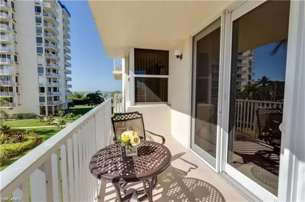 Fort Myers Beach, FL 33931,7330 Estero BLVD #208