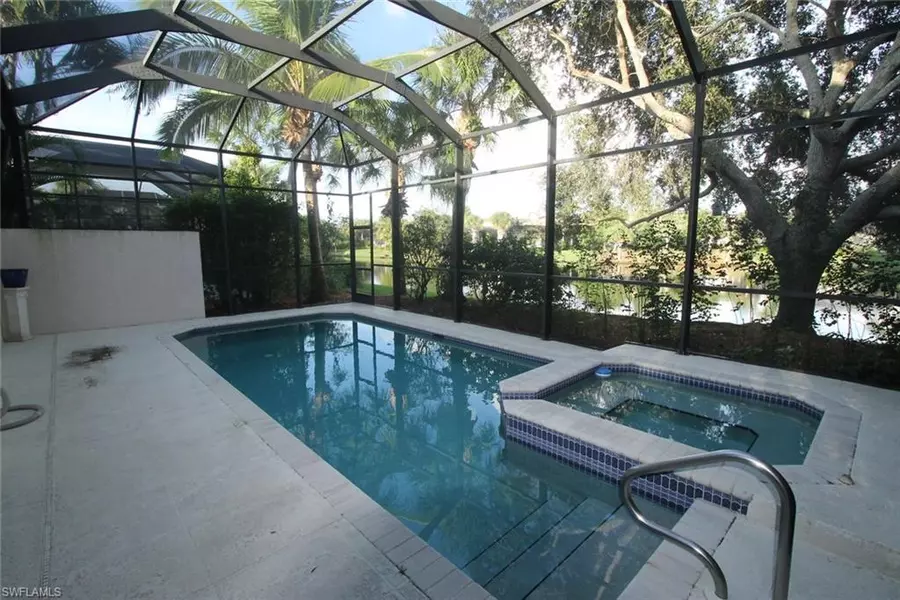 8526 Pepper Tree WAY, Naples, FL 34114