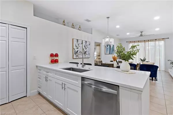 Naples, FL 34120,7542 Bristol CIR