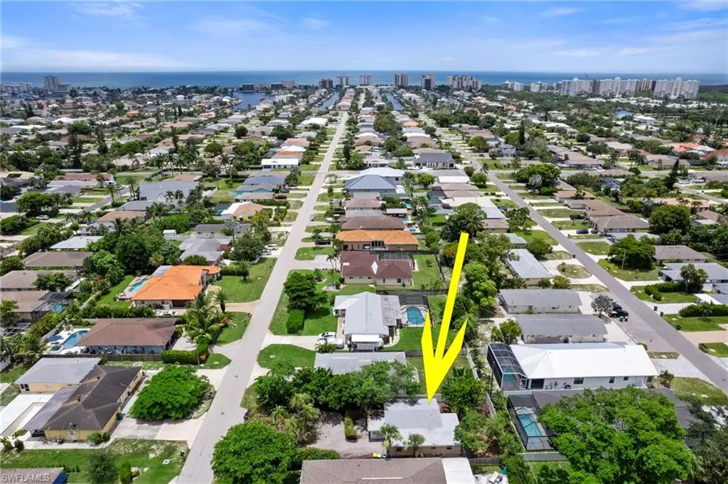 Naples, FL 34108,653 107th AVE N