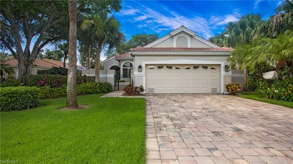 27168 Lost Lake LN, Bonita Springs, FL 34134