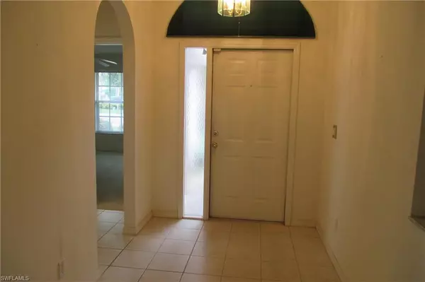 Bonita Springs, FL 34135,8921 Springwood CT