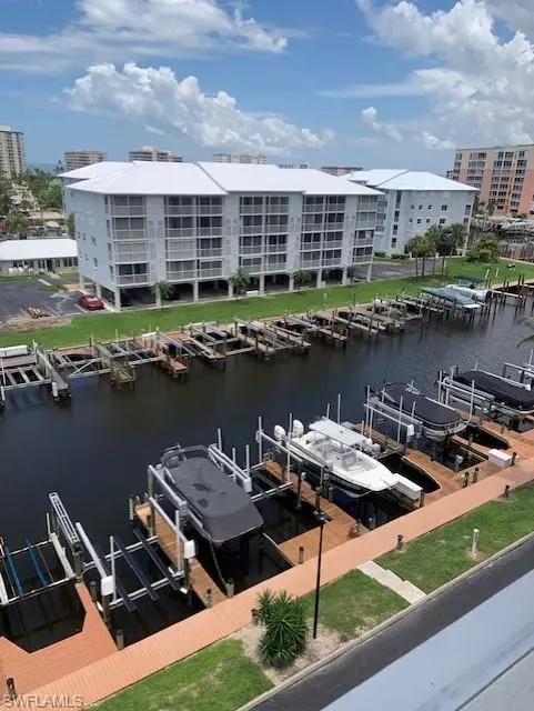 Fort Myers Beach, FL 33931,4471 Bay Beach LN #351