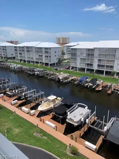 Fort Myers Beach, FL 33931,4471 Bay Beach LN #351