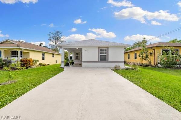 3250 Cottage Grove AVE, Naples, FL 34112