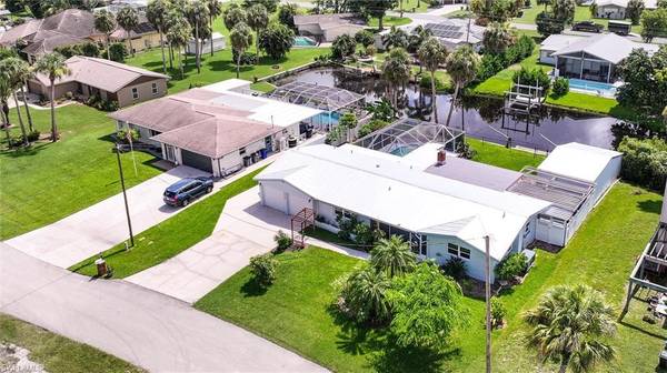 2310 Westwood RD,  North Fort Myers,  FL 33917