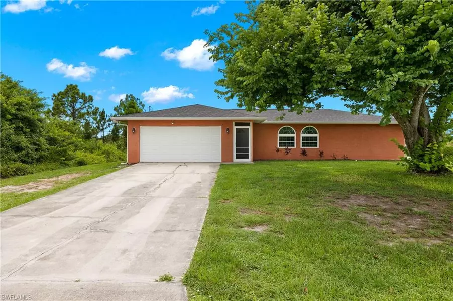 523 Leroy AVE, Lehigh Acres, FL 33972