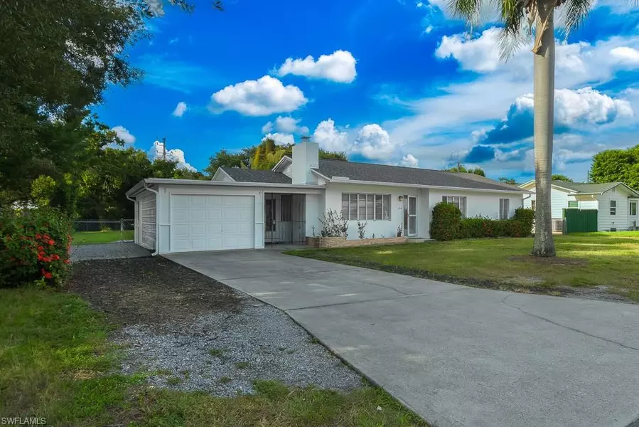 1645 Ardmore RD, Fort Myers, FL 33901