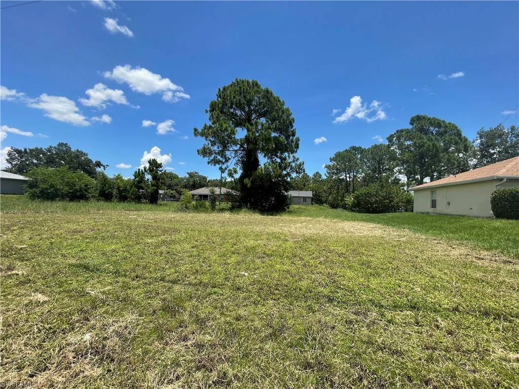 Lehigh Acres, FL 33971,4204 3rd ST W