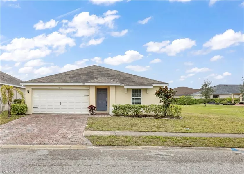 10501 Crossback LN, Lehigh Acres, FL 33936