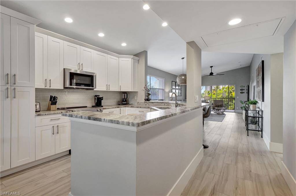 Naples, FL 34110,380 Horse Creek DR #401