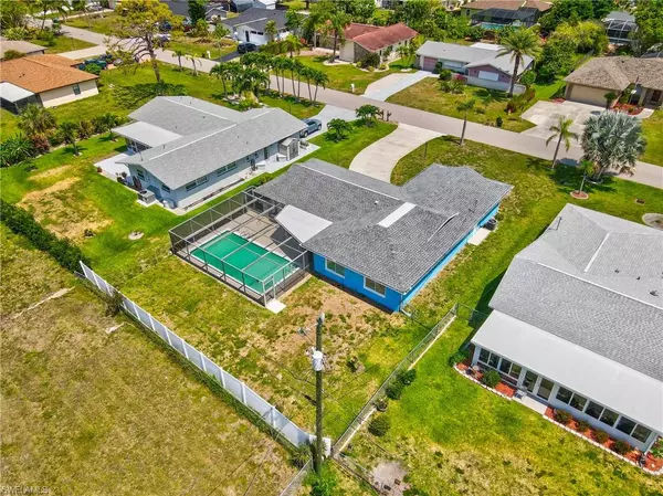 Cape Coral, FL 33904,240 SE 46th TER