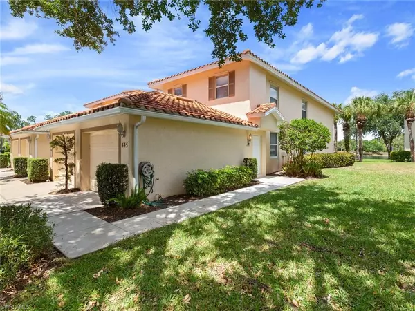 445 Robin Hood CIR #202, Naples, FL 34104