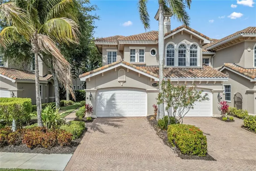 9097 Cherry Oaks TRL #201, Naples, FL 34114