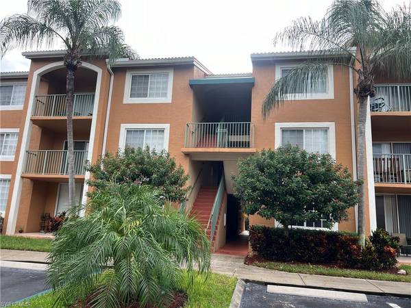 1260 Wildwood Lakes BLVD #106, Naples, FL 34104