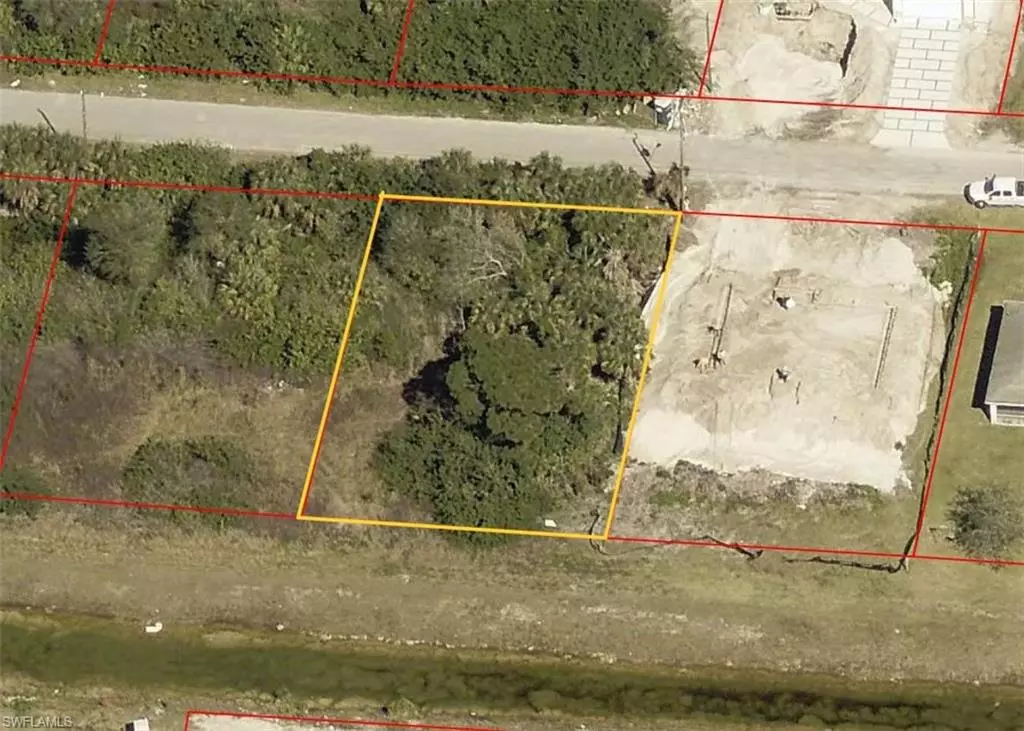 Lehigh Acres, FL 33976,2911 15th ST SW