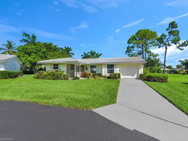 36 Lanai CIR #36, Naples, FL 34112