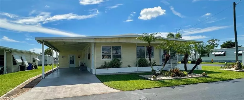 831 Peaceful DR, North Fort Myers, FL 33917