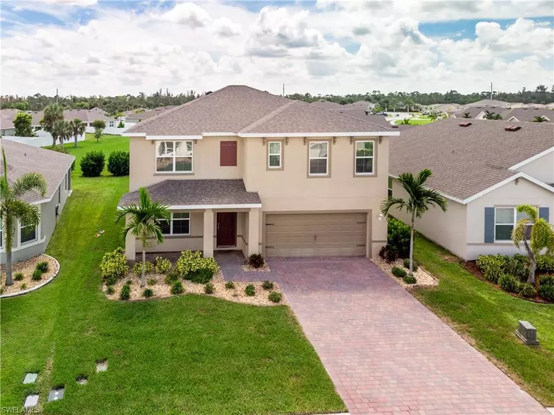 3327 Acapulco CIR, Cape Coral, FL 33909