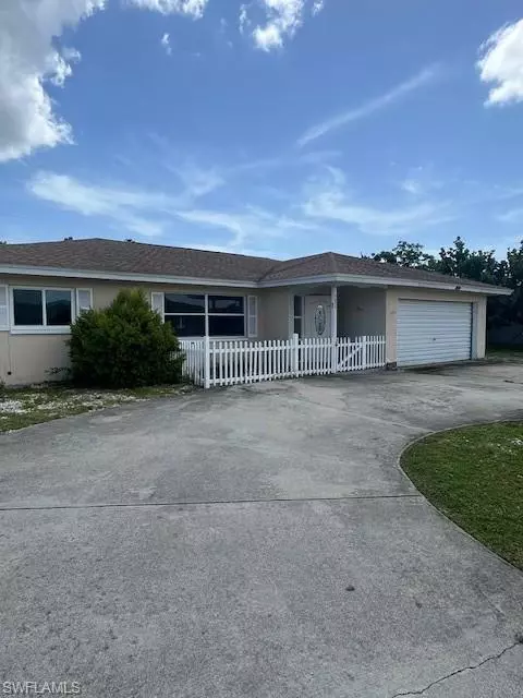 Cape Coral, FL 33904,1312 SE 25th LN