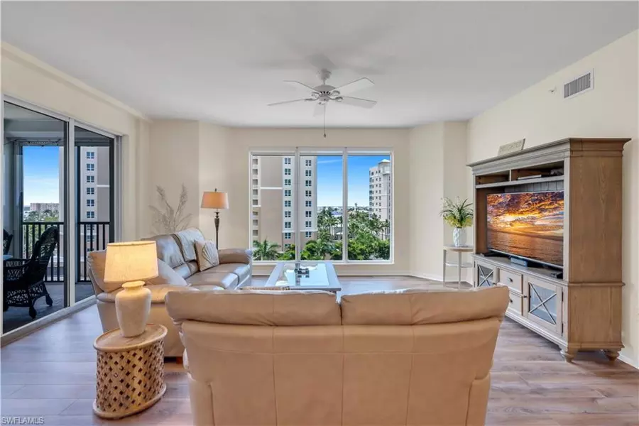 4183 Bay Beach LN #356, Fort Myers Beach, FL 33931