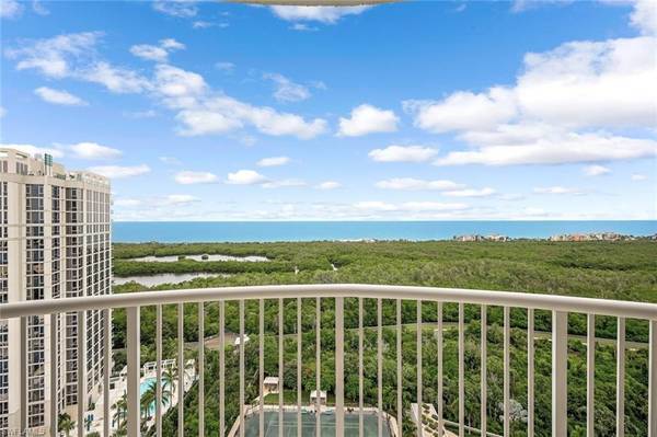 7117 Pelican Bay BLVD #1801, Naples, FL 34108