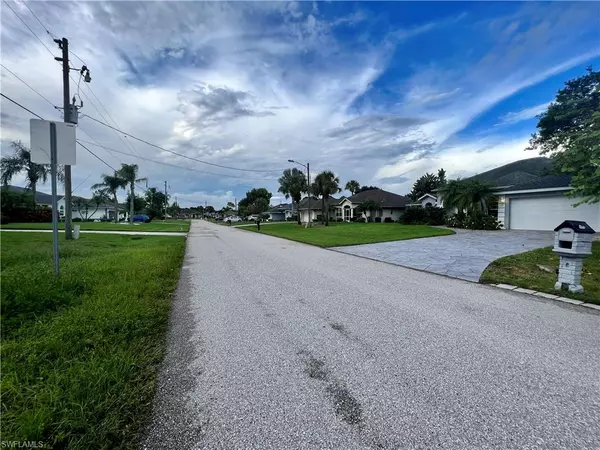 Rotonda West, FL 33947,11 Sportsman RD