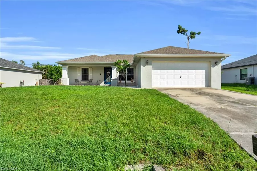 8069 Albatross RD, Fort Myers, FL 33967