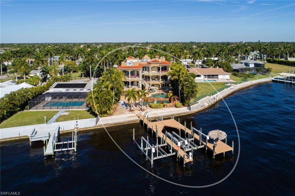 Cape Coral, FL 33904,232 Bayshore DR