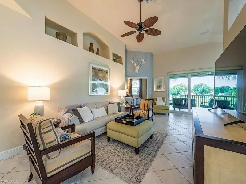 6845 Ascot DR #202, Naples, FL 34113