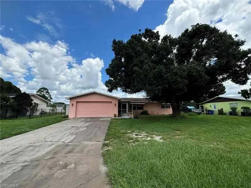 213 Idleview AVE, Lehigh Acres, FL 33936