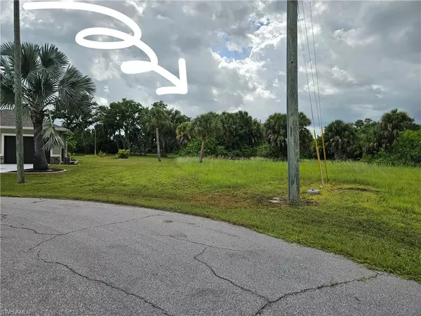 Rotonda West, FL 33947,105 Island CT