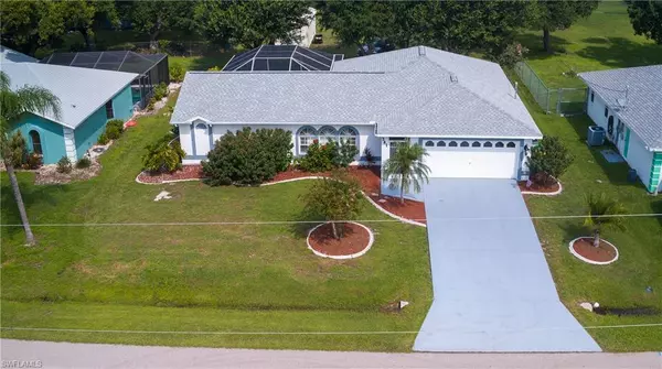 381 Strasburg DR, Port Charlotte, FL 33954