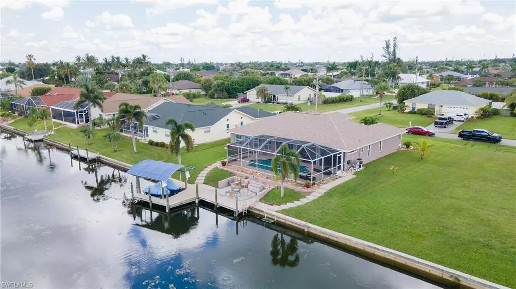 Cape Coral, FL 33991,1402 SW 4th CT