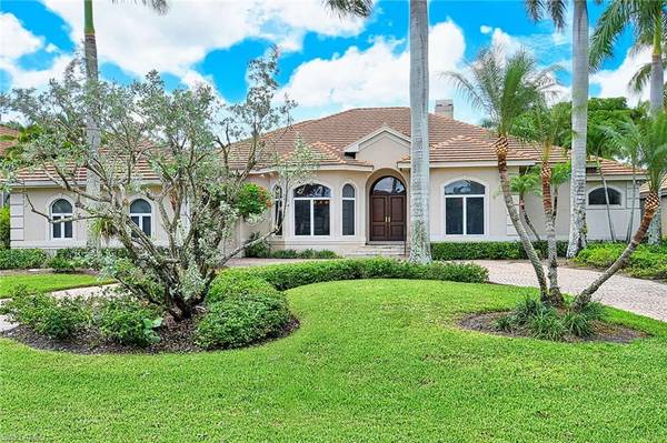 258 9th AVE S, Naples, FL 34102