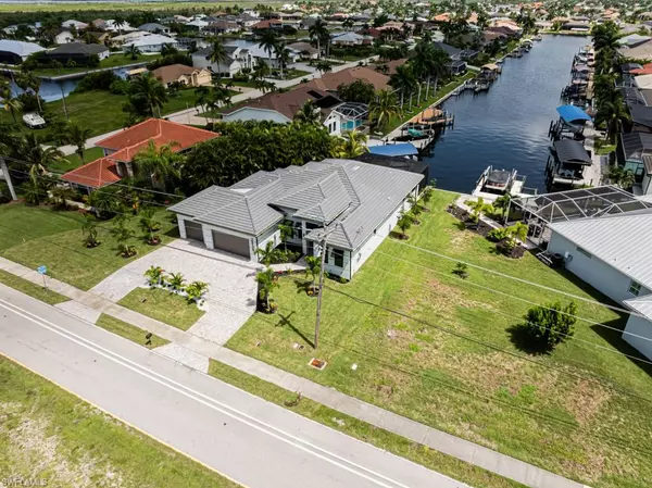 Cape Coral, FL 33914,2839 BEACH PKWY W