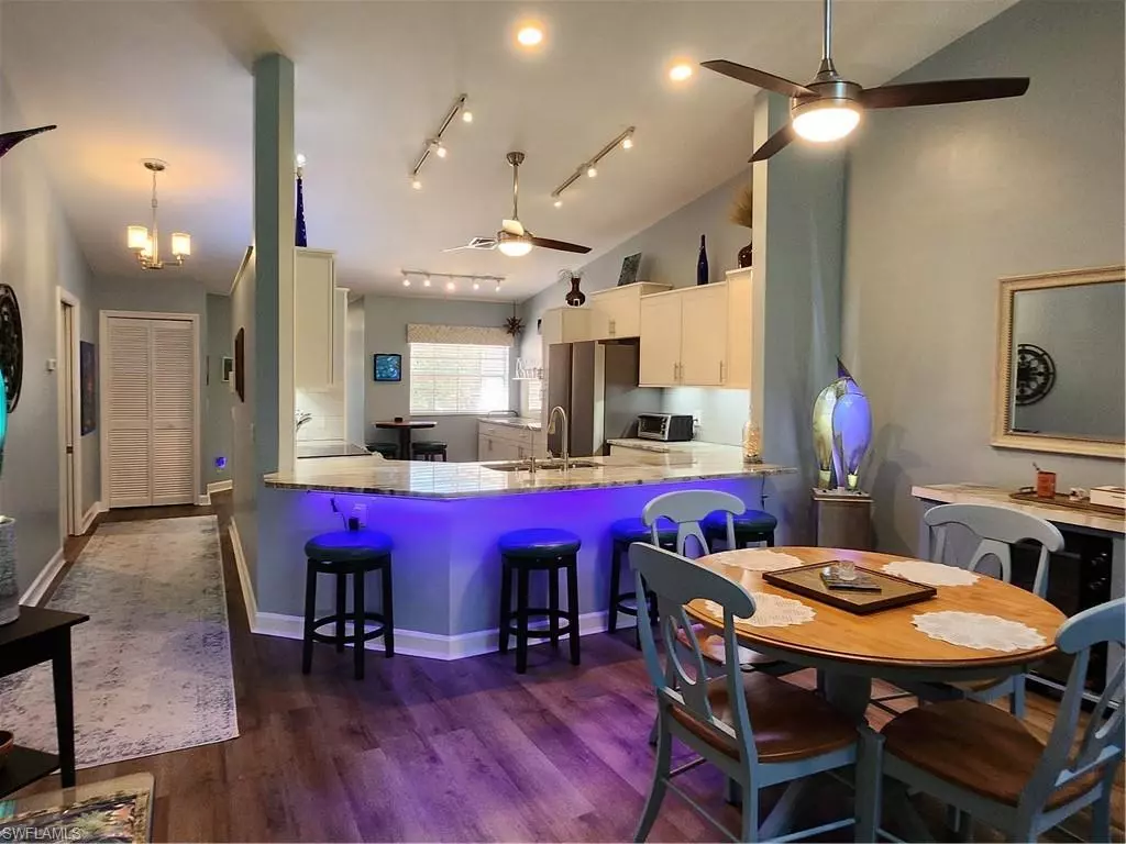 Naples, FL 34110,524 Lake Louise CIR #504