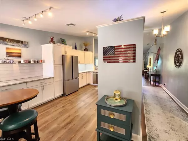 Naples, FL 34110,524 Lake Louise CIR #504
