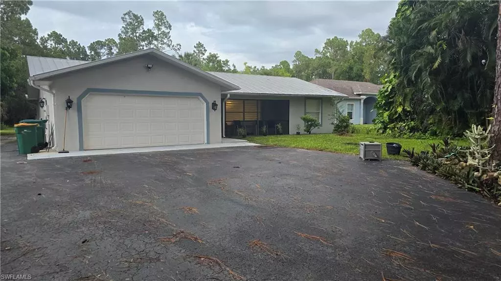 3861 25th AVE SW, Naples, FL 34117